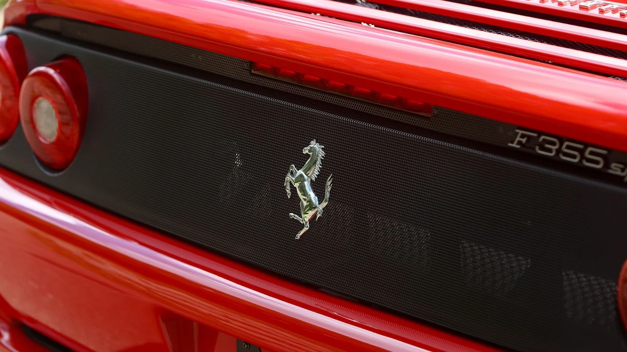 1997 Ferrari F355 Spider - Image 21 of 31