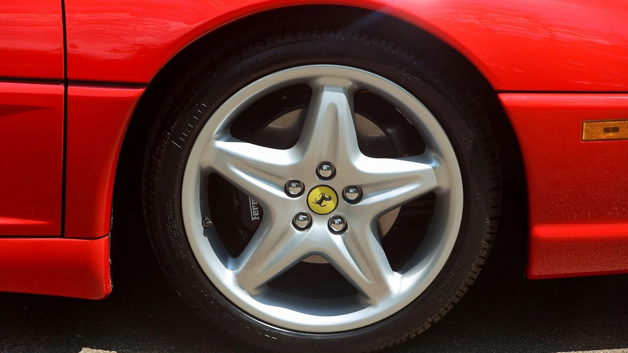 1997 Ferrari F355 Spider - Image 14 of 31