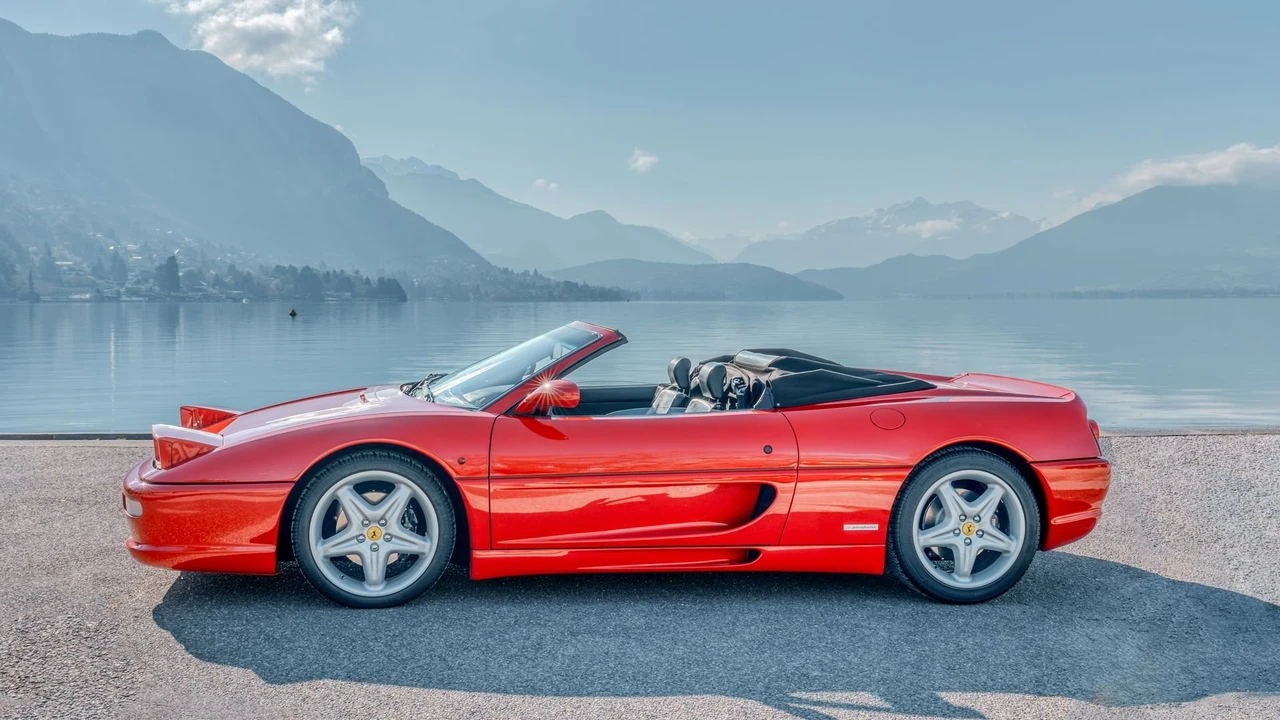 1997 Ferrari F355 Spider - Image 9 of 31