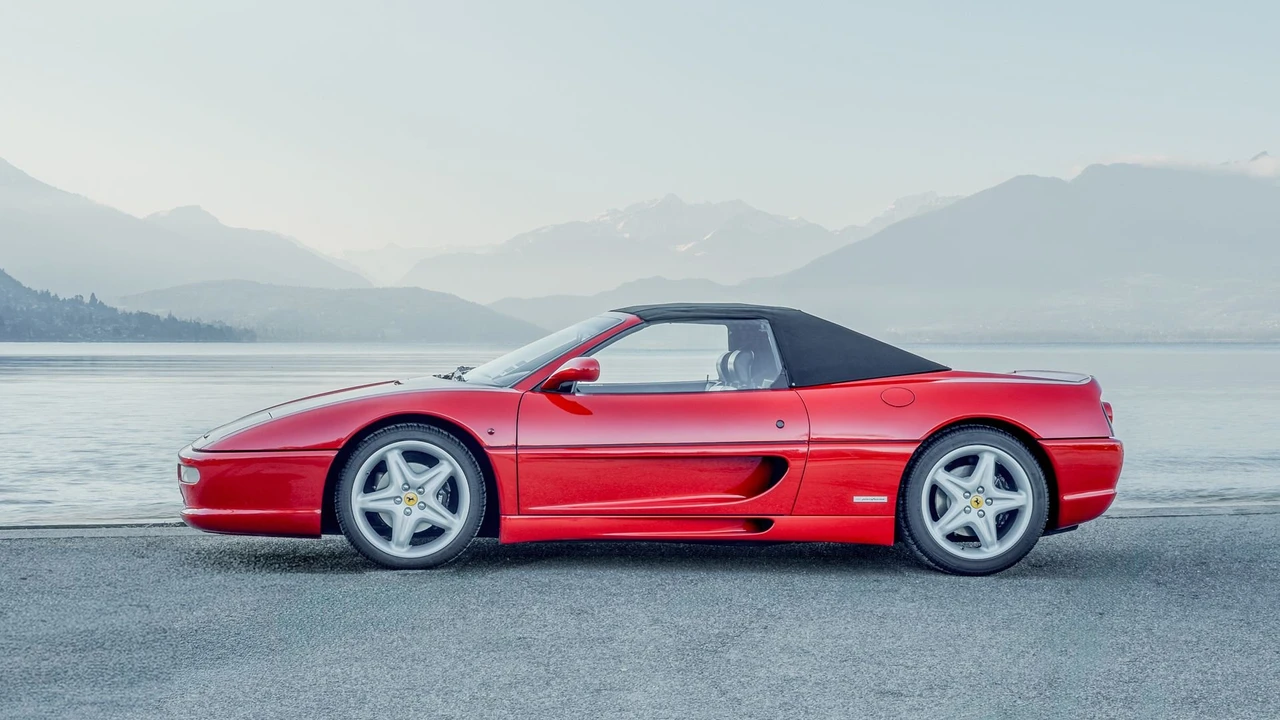 1997 Ferrari F355 Spider - Image 13 of 31