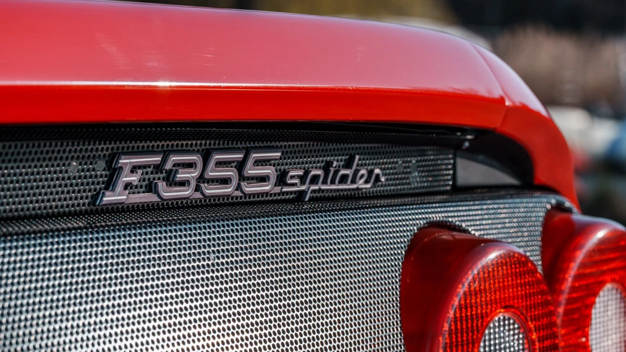 1997 Ferrari F355 Spider - Image 10 of 31
