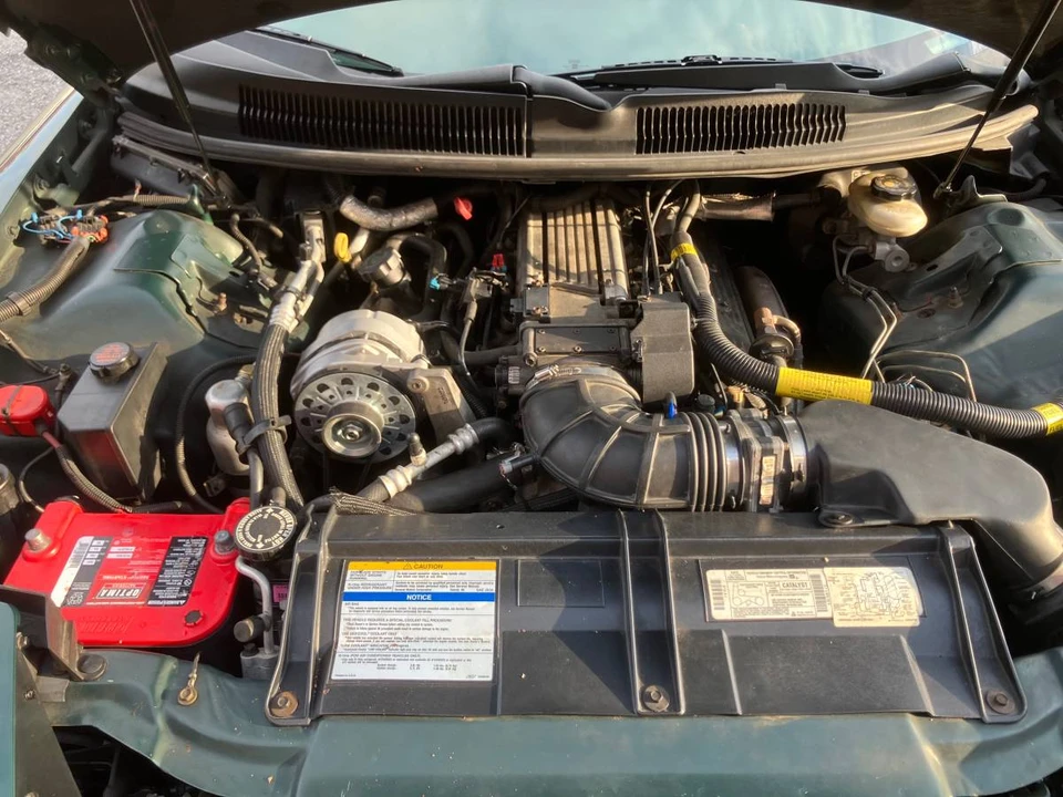 1997 Pontiac Firebird Formula 4th Gen - Image 19 of 20