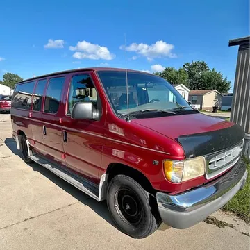 1997 Ford Club Wagon XLT