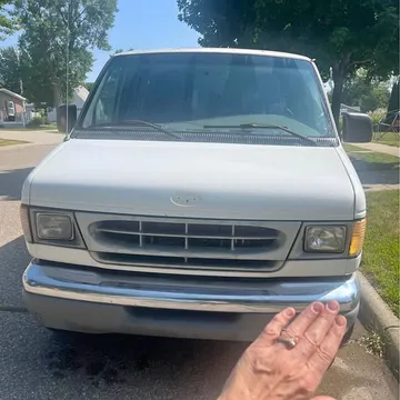1997 Ford Club Wagon XL
