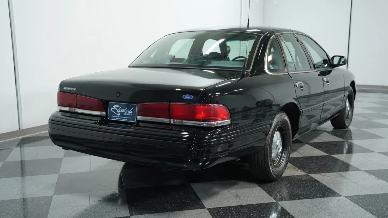 1997 Ford Crown Victoria - Image 12 of 12