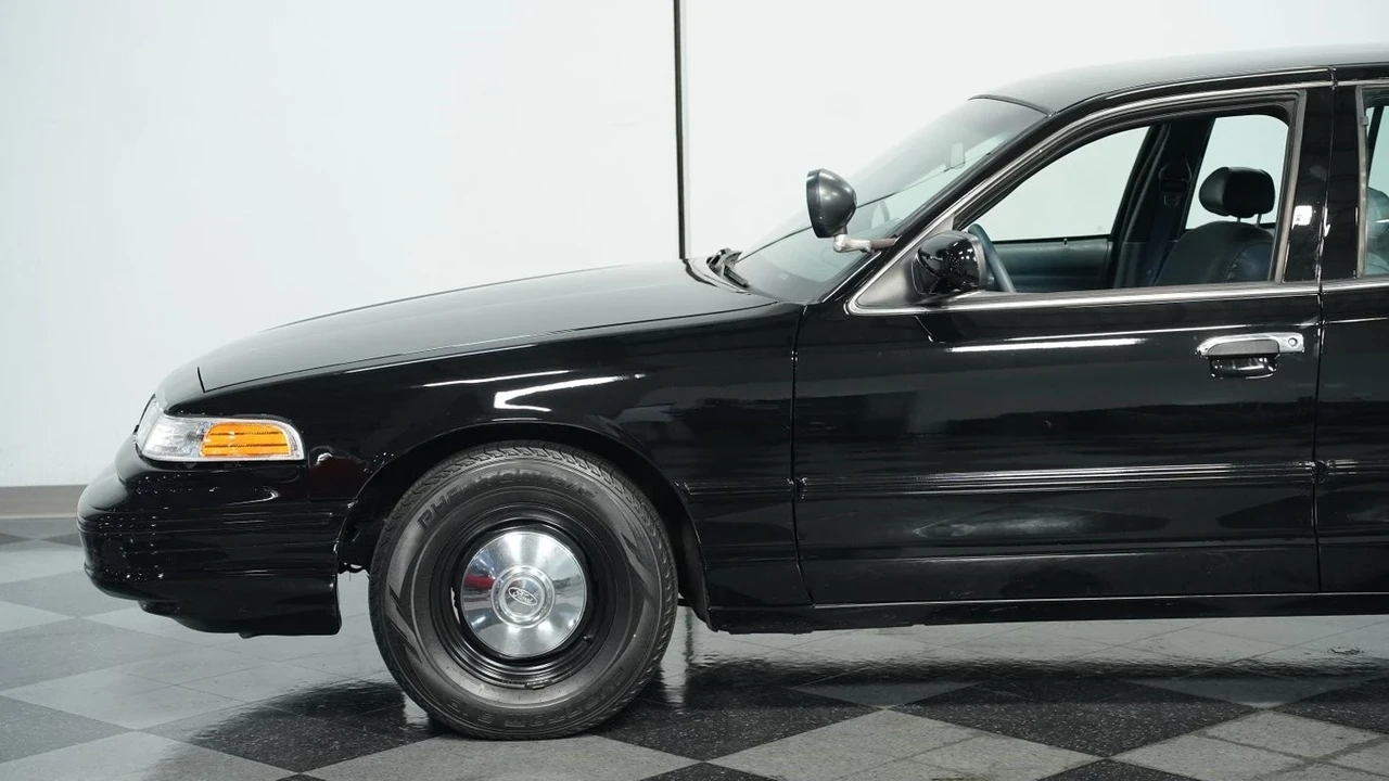 1997 Ford Crown Victoria - Image 21 of 21