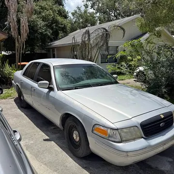 1997 Ford Crown Victoria LX Sedan 4D