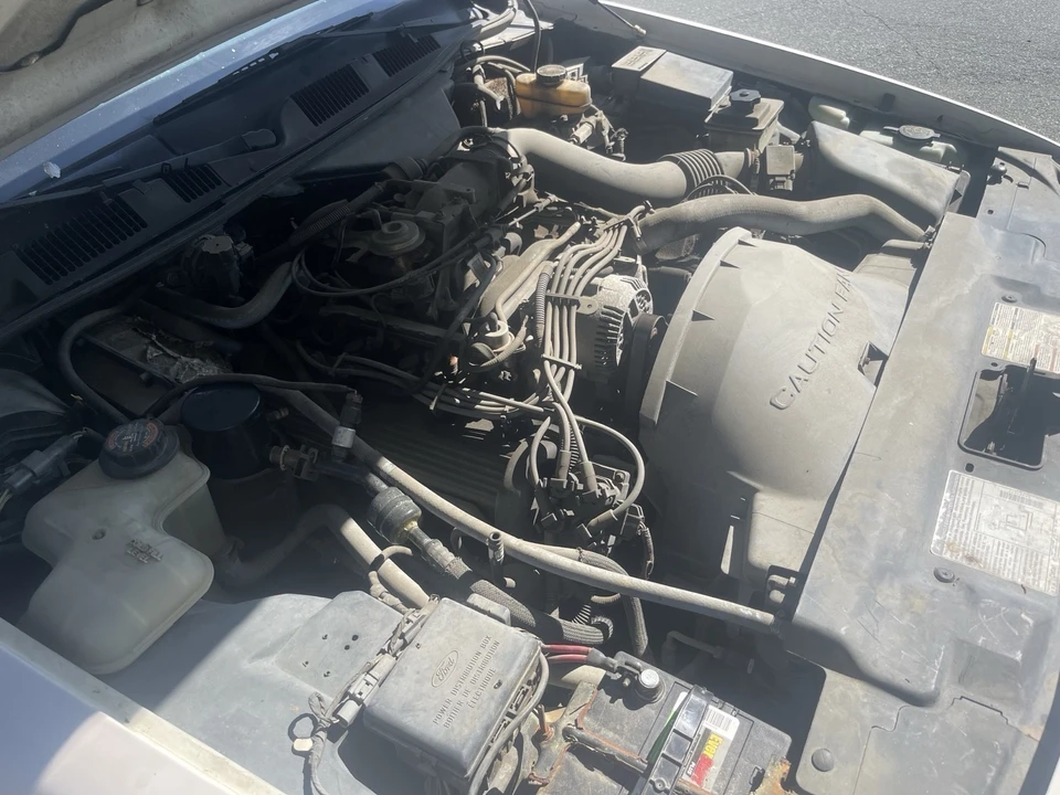 1997 Ford Crown Victoria - Image 15 of 20