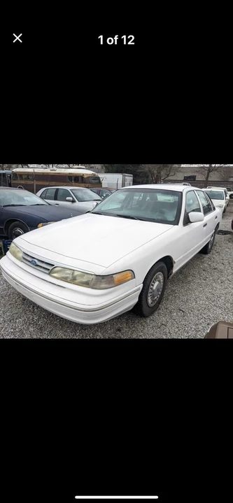 1997 Ford Crown Victoria - Image 4 of 20
