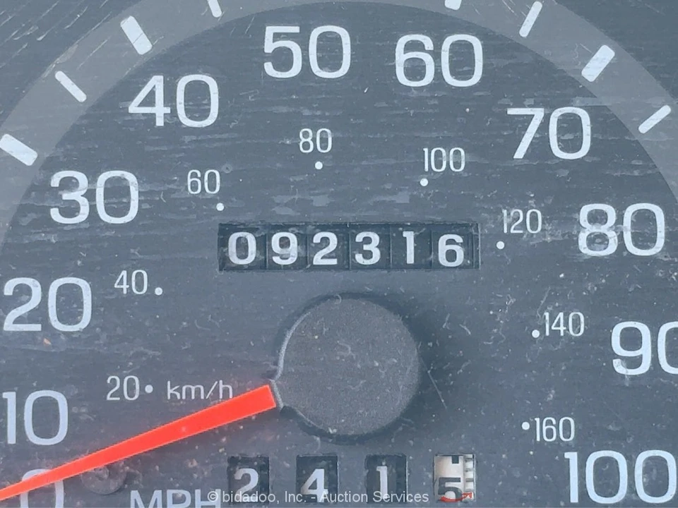 1997 Ford Econoline Van - Image 10 of 12