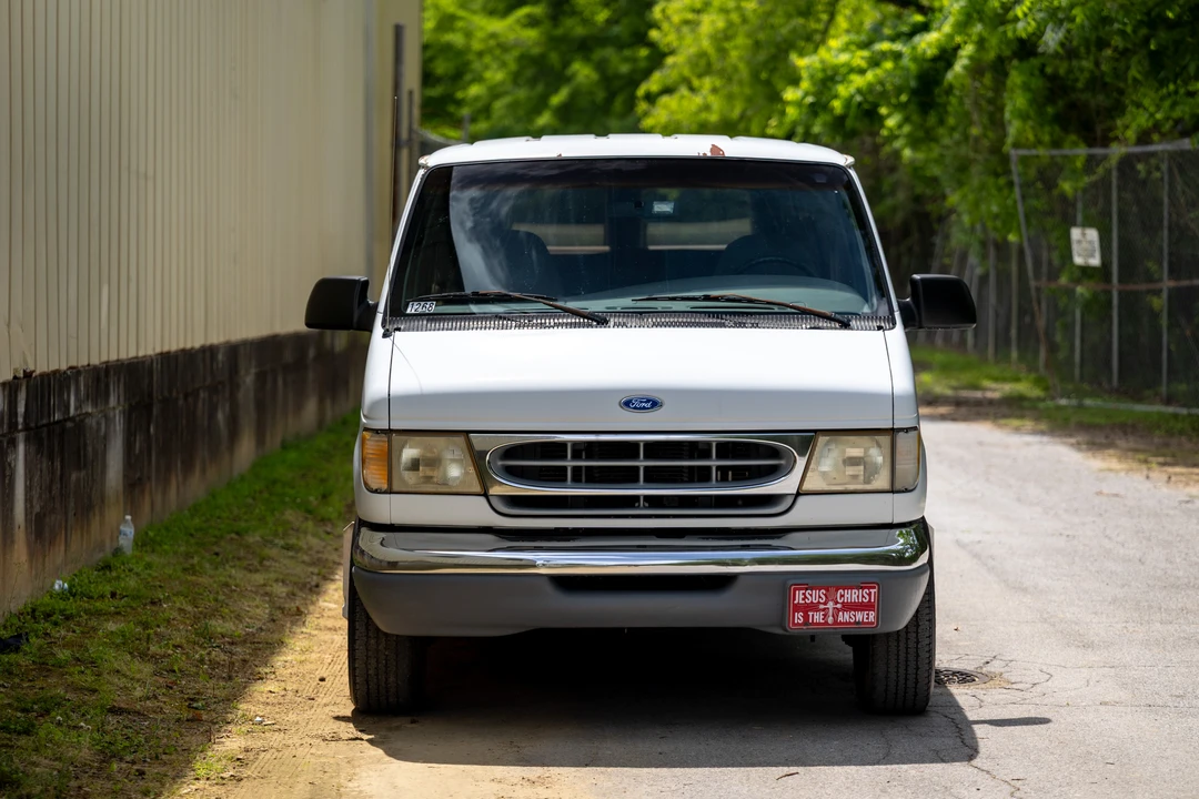 1997 Ford Econoline Van - Image 3 of 31