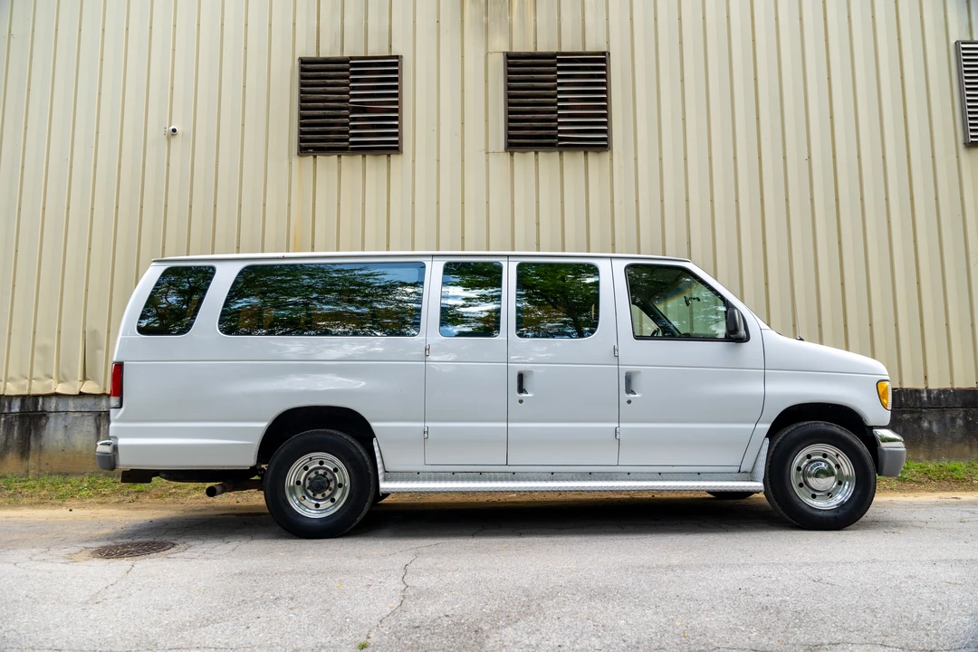 1997 Ford Econoline Van - Image 12 of 31