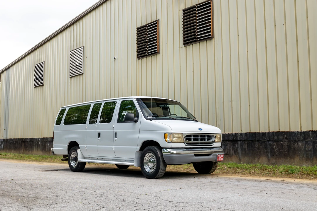 1997 Ford Econoline Van - Image 2 of 31
