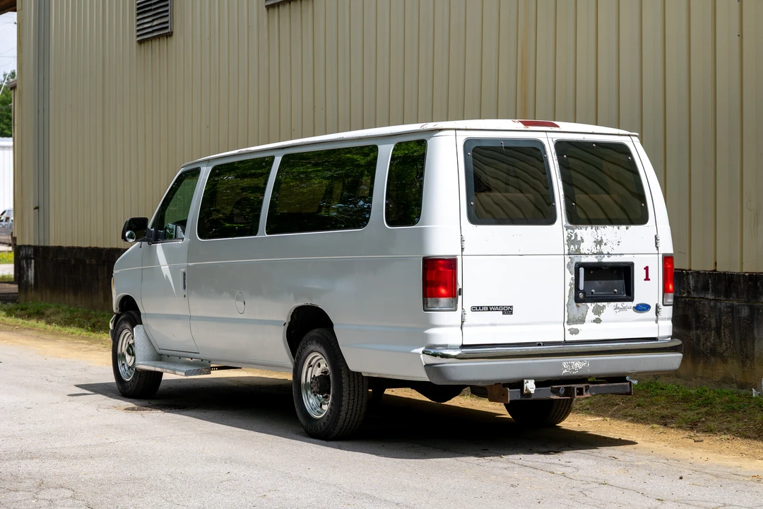 1997 Ford Econoline Van - Image 8 of 31