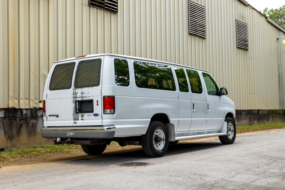 1997 Ford Econoline Van - Image 13 of 31