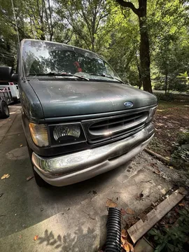 1997 Ford E-350 Econoline Club Wagon