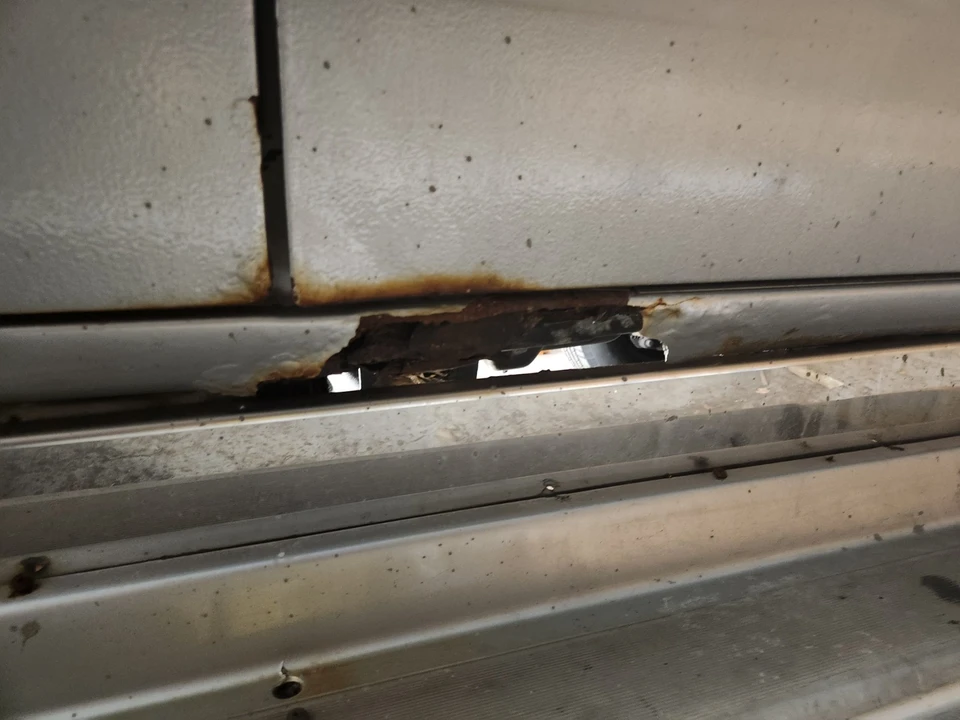 1997 Ford Econoline Van - Image 26 of 27