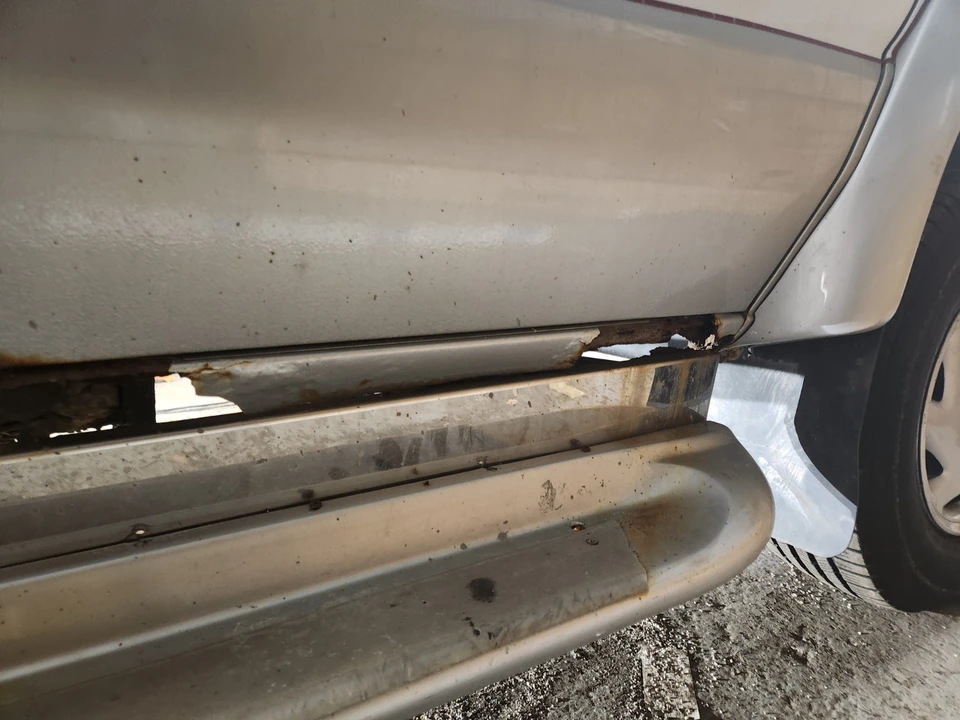 1997 Ford Econoline Van - Image 27 of 27