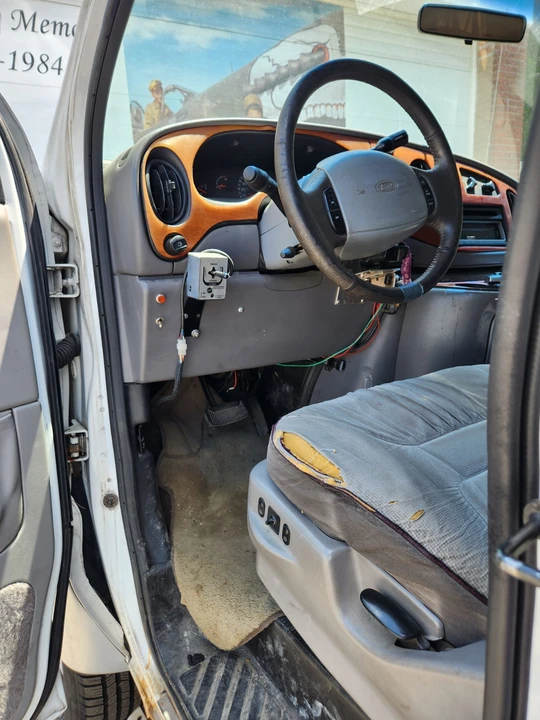 1997 Ford Econoline Van - Image 7 of 27