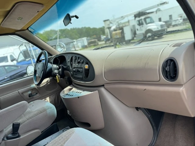 1997 Ford Econoline Van - Image 14 of 19