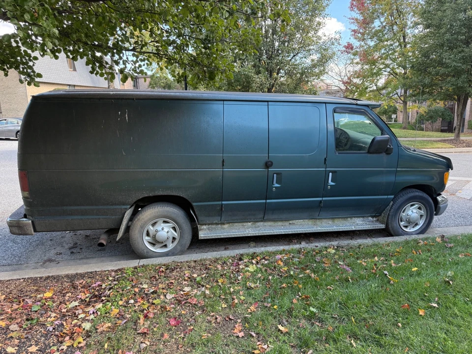 1997 Ford Econoline Van - Image 4 of 21