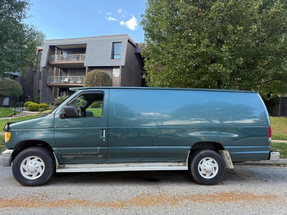 1997 Ford Econoline Van - Image 7 of 21