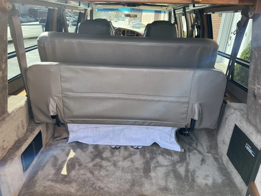 1997 Ford Econoline Van - Image 11 of 12