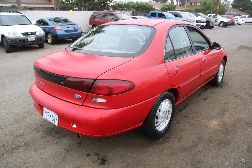 1997 Ford Escort (North America) - Image 7 of 21