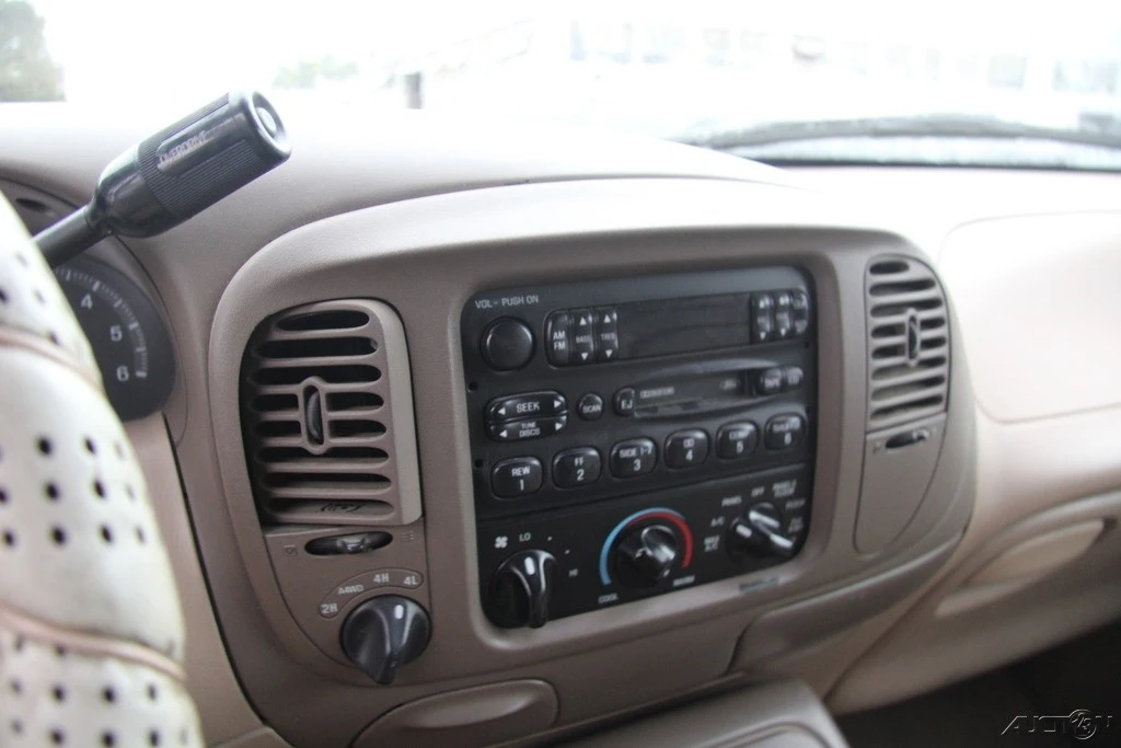 1997 Ford Expedition 1st Gen - Image 16 of 21