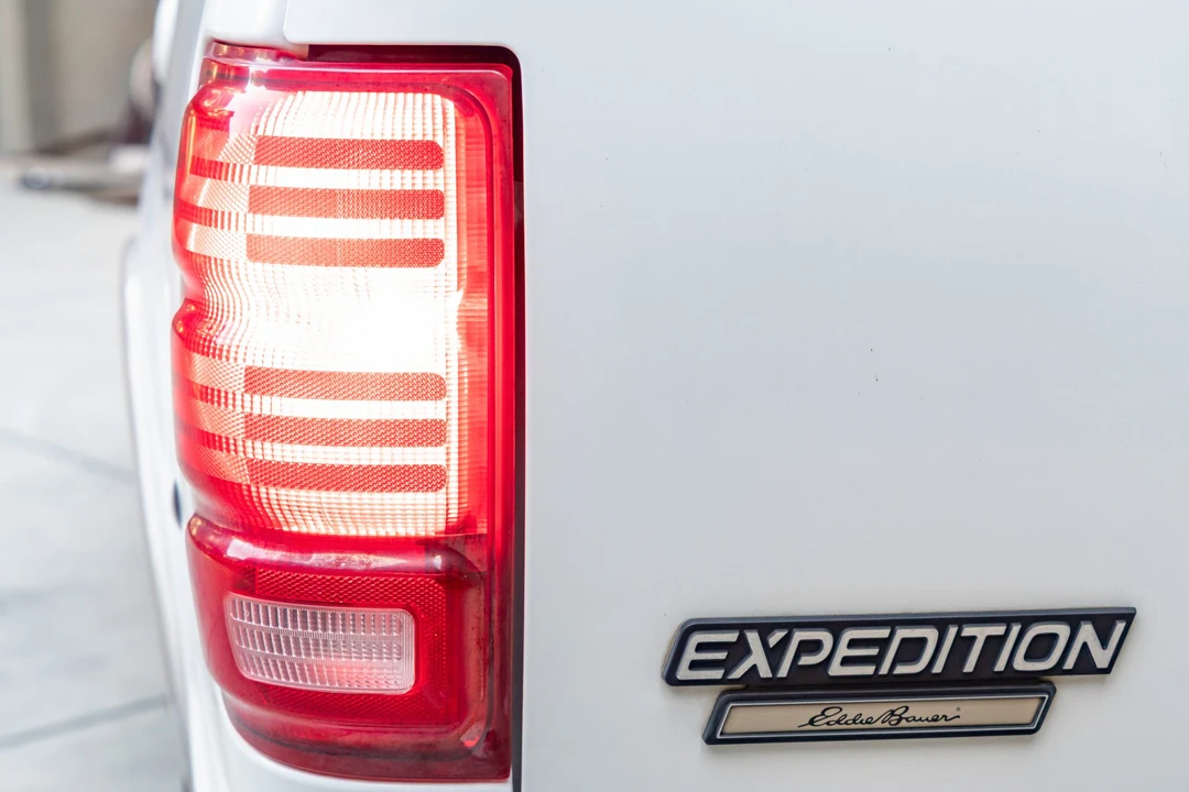1997 Ford Expedition 1st Gen - Image 19 of 31
