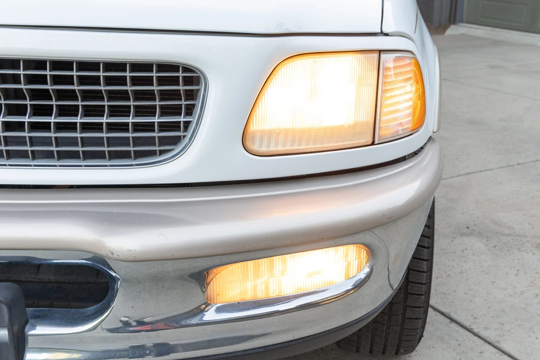 1997 Ford Expedition 1st Gen - Image 16 of 31