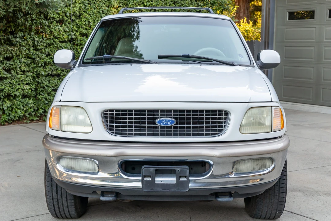1997 Ford Expedition 1st Gen - Image 2 of 31
