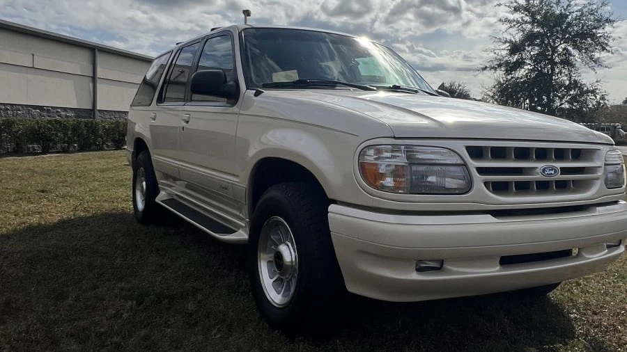 1997 Ford Explorer 2nd Gen - Image 9 of 27