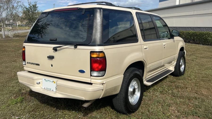 1997 Ford Explorer 2nd Gen - Image 5 of 27