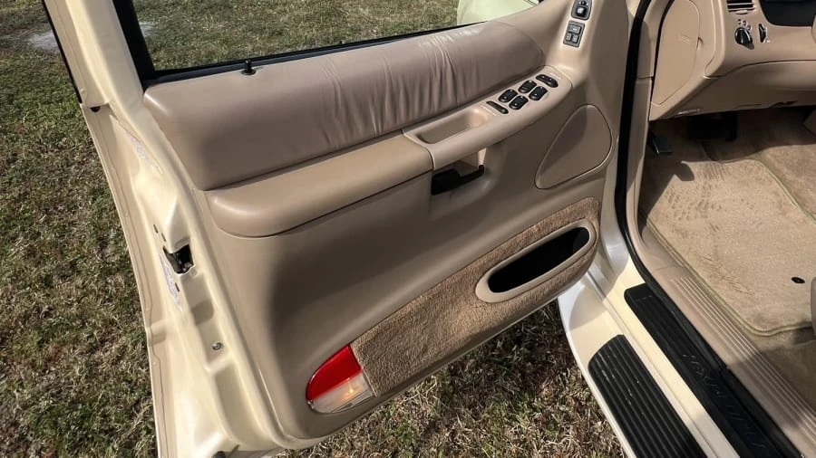 1997 Ford Explorer 2nd Gen - Image 18 of 27