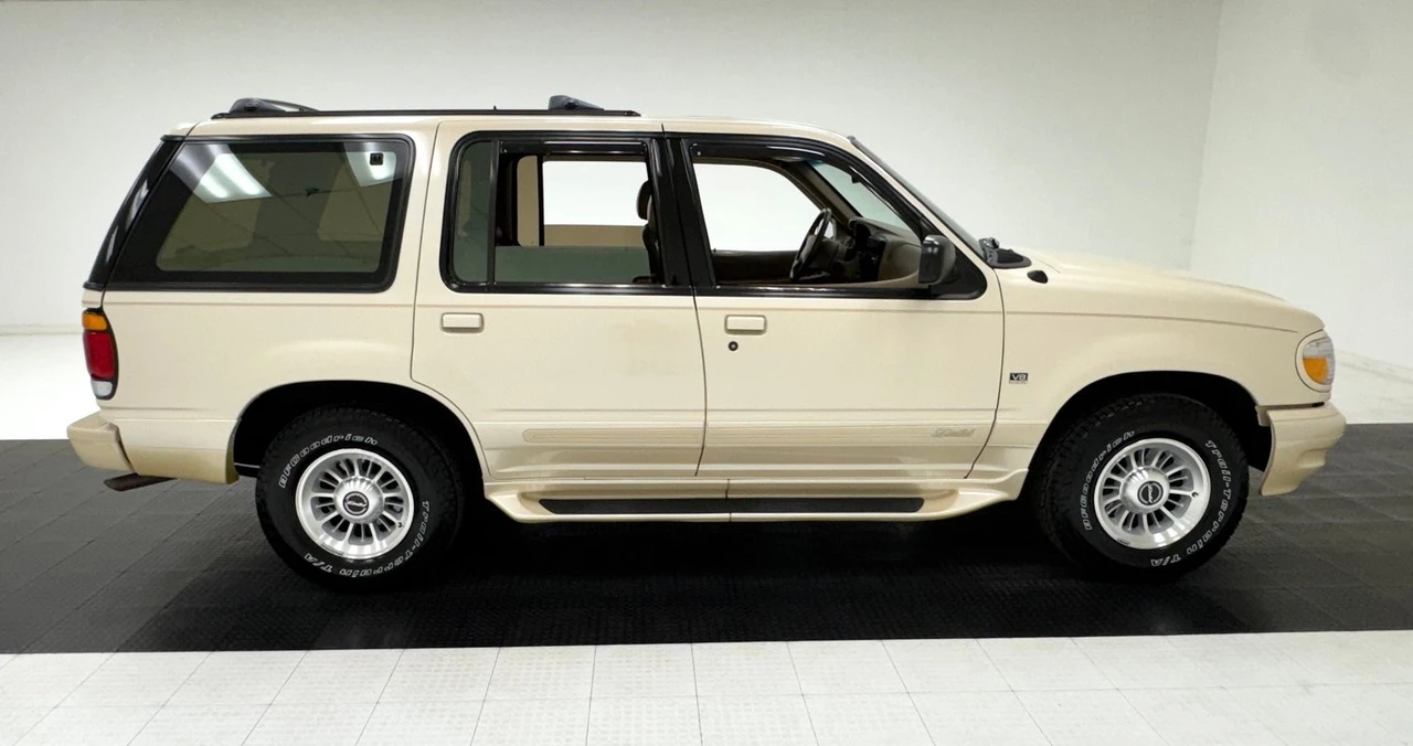 1997 Ford Explorer 2nd Gen - Image 5 of 21