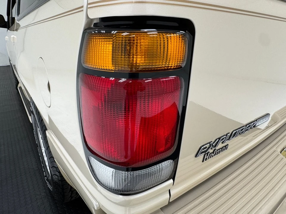 1997 Ford Explorer 2nd Gen - Image 18 of 21