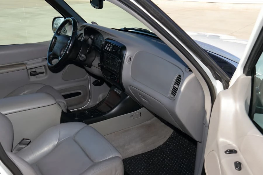 1997 Ford Explorer 2nd Gen - Image 26 of 31
