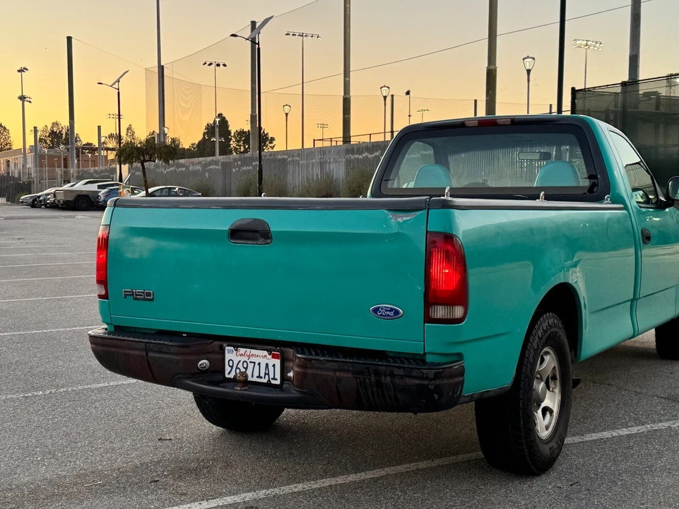 1997 Ford F-Series - Image 4 of 8