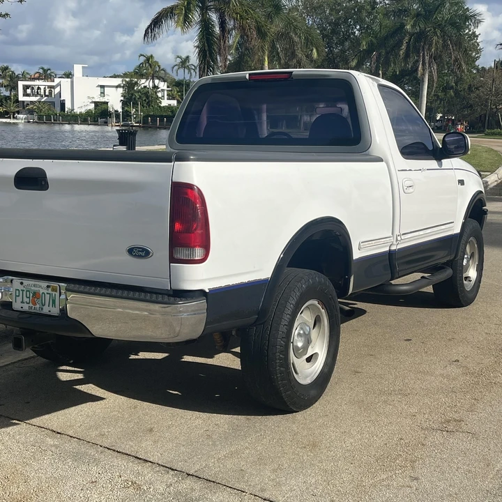 1997 Ford F-150 10th Gen - Image 11 of 31