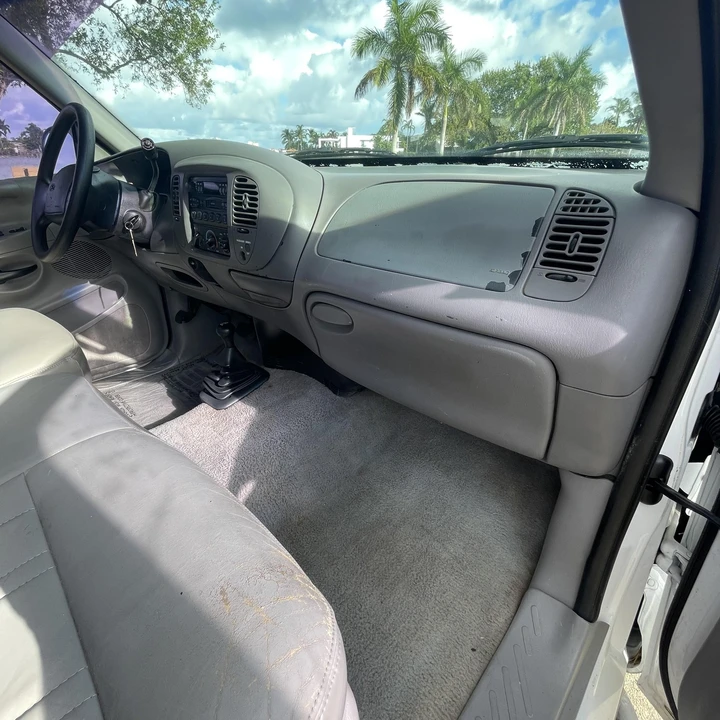 1997 Ford F-Series - Image 27 of 31