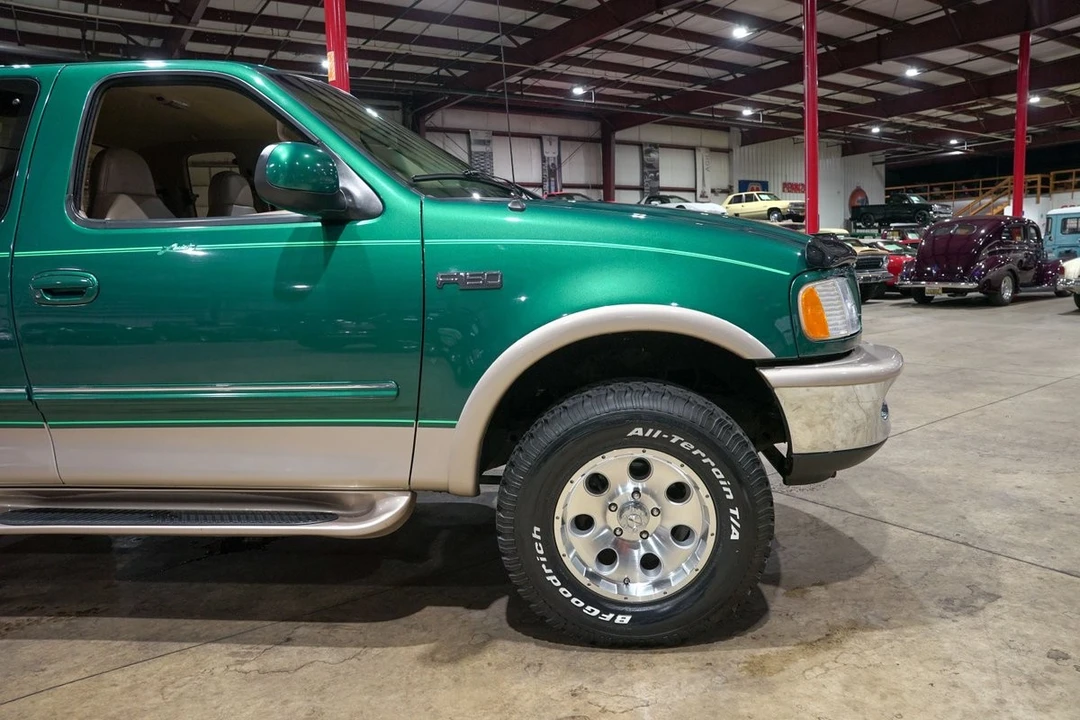 1997 Ford - Image 11 of 31