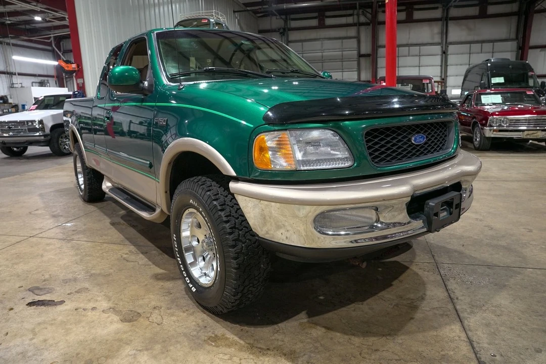 1997 Ford - Image 12 of 31