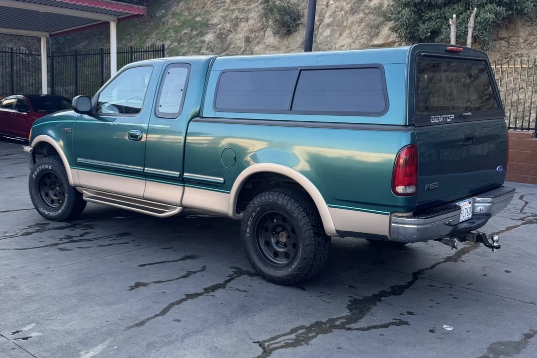 1997 Ford F-150 10th Gen - Image 2 of 7
