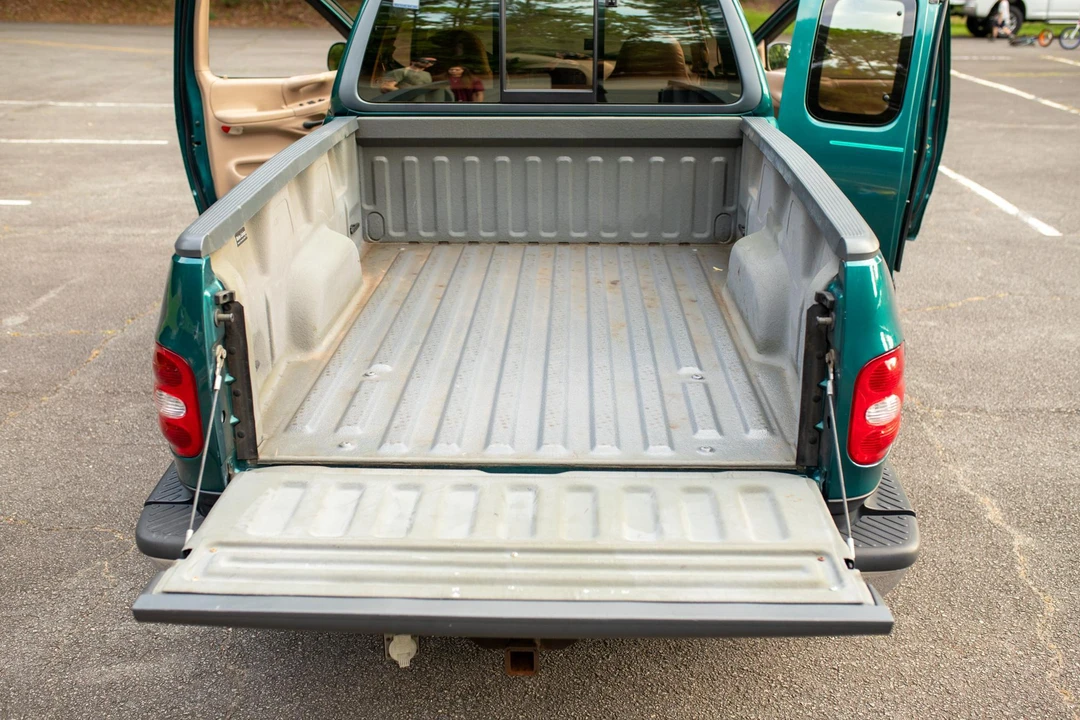 1997 Ford F-150 10th Gen - Image 25 of 31