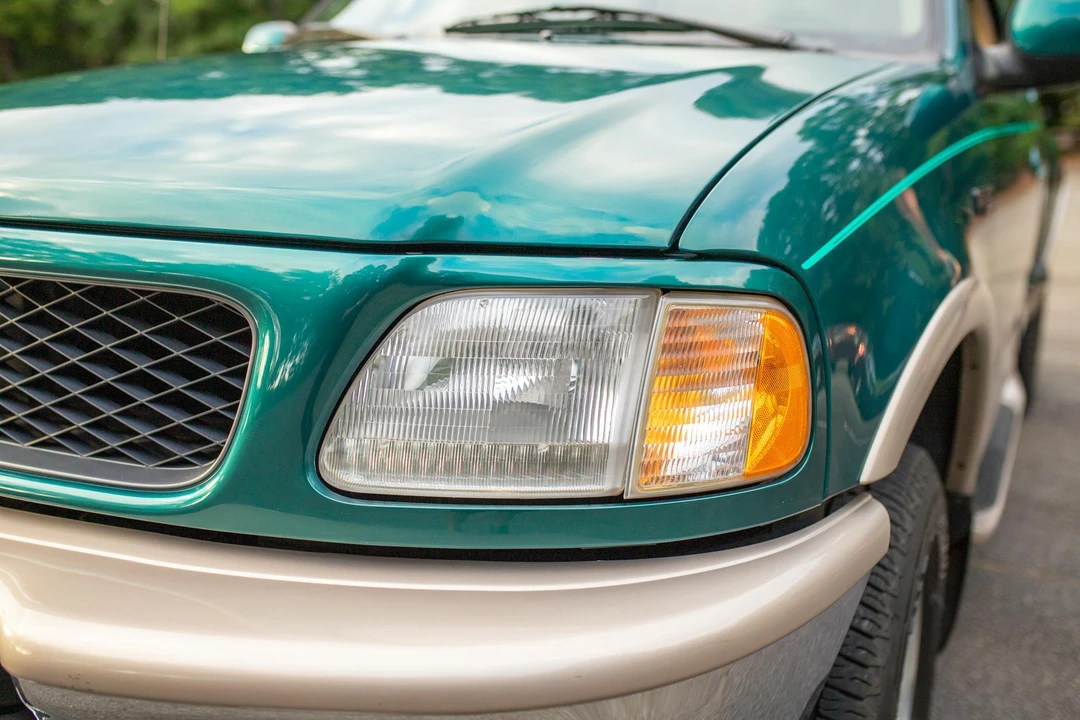 1997 Ford F-150 10th Gen - Image 15 of 31