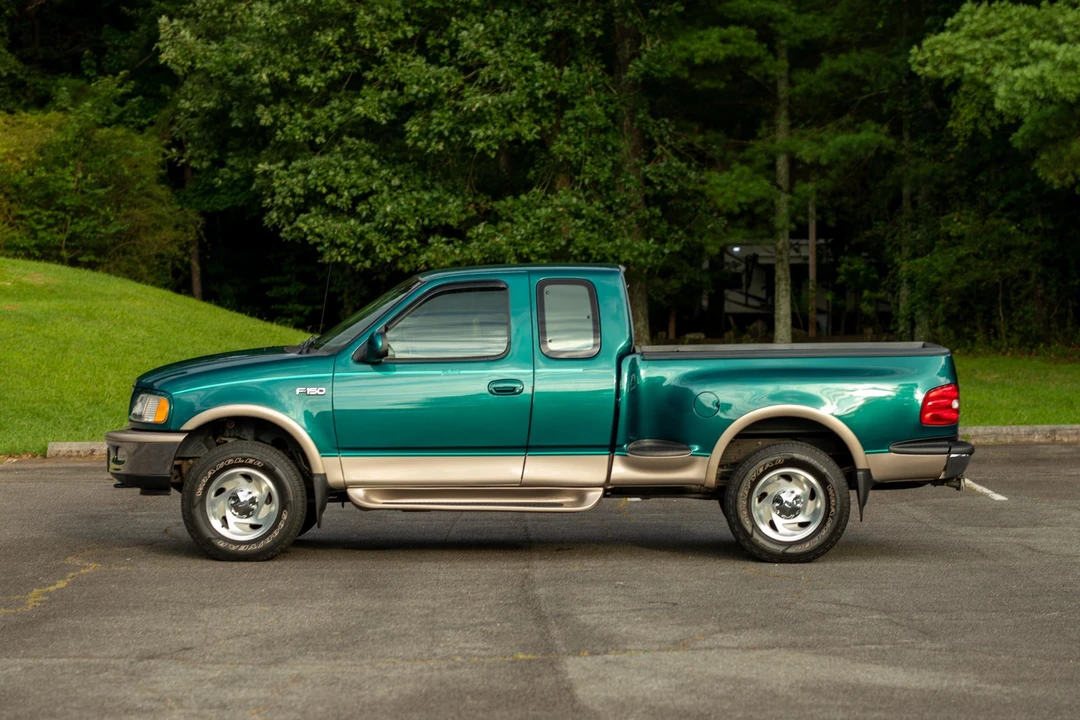1997 Ford F-150 10th Gen - Image 7 of 31