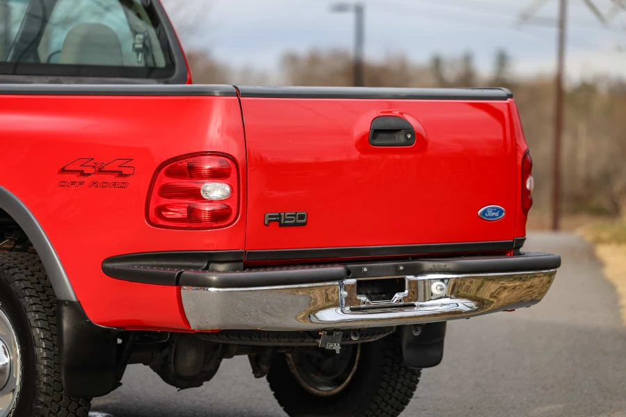 1997 Ford F-150 10th Gen - Image 10 of 31