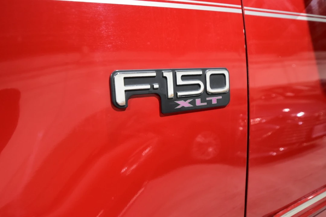1997 Ford F-150 10th Gen - Image 7 of 12