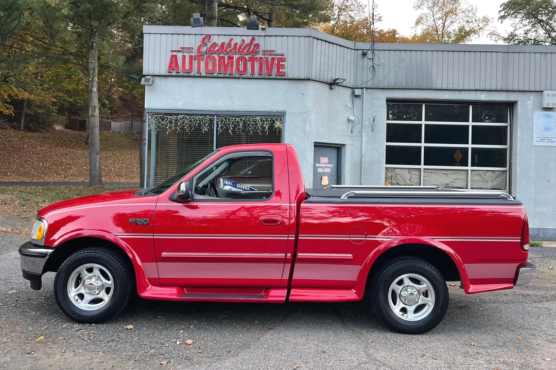 1997 Ford F-150 10th Gen - Image 3 of 31